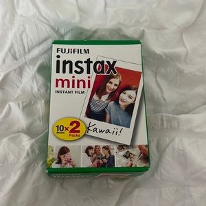 Polaroid Film - Fujifilm Instax Mini Instant Film